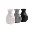 Vaso de plástico estilo doméstico para sala de estar, vaso de simulação resistente a quedas, ornamentos modernos, criativos, arranjos de flores frescas, garrafa