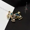 Broche de Pônei de Zircônia para Mulheres, Novo Modelo 2025, Alto Padrão, Luxuoso, Elegante, Requintado, Acessório da Moda