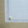 Lindo Dibujo Animado Gato Gatito Abrazando Frutas Accesorios de Resina DIY Pegamento de Crema Pasador para el Cabello de Niña Funda de Teléfono Zuecos Bolso