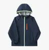 Ropa Infantil de Primavera y Otoño Chaqueta Softshell con Capucha Elástica a Prueba de Agua y Viento Cárdigan para Exteriores Traje de Montañismo Chaqueta Infantil En Stock Venta al por Mayor