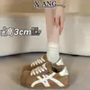 Zapatos de entrenamiento alemanes de cordones de cuero hacen que tus pies se vean más pequeños, zapatillas deportivas casuales nuevas de otoño 2026 para mujer, mocasines