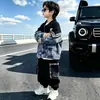 Conjunto de Roupa de Outono para Meninos, Novo Estilo Primavera-Outono 2026, Moderno e na Moda para Crianças Maiores, Estiloso e Descolado para Meninos no Outono