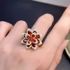 Anillo de Granate Rojo Natural Plata 925 Incrustado de Precisión con Piedra Principal Pura de aproximadamente 4*6, 3*4 mm