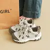 Zapatos deportivos transpirables versátiles para mujer, modelo nuevo verano-otoño 2026, malla fina, antideslizantes, suela gruesa, ligeros, casuales para exteriores, zapatillas de entrenamiento alemanas