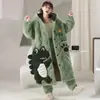 Roupão de Lã Coral Feminino Outono e Inverno com Forro de Lã Espessado Longo Pijama Feminino Plus Size Menina Cheinha Conjunto de Roupa de Casa Acolchoado de Três Camadas