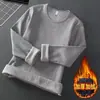 Camiseta masculina de manga comprida, forrada com fleece, espessa, cor sólida, camiseta base preta, roupa íntima quente de outono e inverno, top de gola redonda, camiseta
