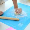 Fabricante 40*30 tapete de amasado de silicona antideslizante con aislamiento térmico, mantel de silicona para mesa de bebé, se puede imprimir el logotipo