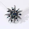 Broche Flor de Metal Exagerado Retrô Europeu e Americano com Strass Joia de Alfinete de Corsage para Cardigã de Moda de Alta Qualidade para Mulheres