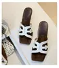 Sandalias de Exterior de Tacón Grueso Estilo Francés para Mujer, Novedad Verano 2026, Punta Cuadrada, Huecas, Tacón Medio, Suela Suave, Cuña, Slip-On