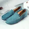 Zapatos de Conducir de Gamuza para Hombre de Primavera y Otoño Zapatos Casuales de Hombre Perezoso Suela Suave Antideslizantes Transpirables Mocasines Zapatos de Hombre Talla Grande