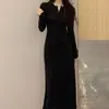 Vestido Novo de Outono e Inverno Estilo Francês Transfronteiriço, Vestido Longo de Manga Longa Plus Size para Mulheres Curvilíneas, Bodycon Emagrecedor com Amarração na Cintura