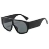 Novos Óculos de Sol Distintivos com Armação Grande Estilo Retrô Hip Hop Street Photoshoot Moda Europeia e Americana para Meninas Quentes Combinação Perfeita Proteção Solar Óculos de Sol Transfronteiriços