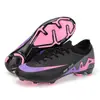 Zapatos de fútbol resistentes al desgaste transfronterizos para adolescentes, zapatos de fútbol transpirables con tacos largos y tacos para césped artificial, distribución al por mayor para competición y entrenamiento en campo de césped.