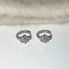Brincos de Orelha de Gato Novos, Doces e Fofos, Japoneses e Coreanos, com Design Único, Brincos Geométricos Versáteis para o Dia a Dia
