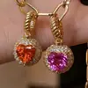 Collar de diamantes Fanta de lujo ligero retro con cierre de corazón de burbuja de gema colorida y colgante de caramelo de corindón rojo, versátil para el trabajo, para mujer