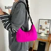 Moda Europea y Americana Nueva Otoño/Invierno 2026 Bolso Sencillo de Hombro Único Forma de Luna, Versión Coreana Bolso de Mano Dulce Color Sólido Personalizado