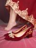 Sapatos de Casamento, Sapatos de Noiva, Vestido de Casamento Xiuhe, Uso Duplo, Novo Estilo 2026, Sapatos de Salto Alto Chineses Vermelhos Bico Fino para Gestantes