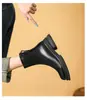 525-2 Botas Curtas Femininas para Aumentar a Altura com Salto Grosso, Novas Botas da Moda com Solado Espesso para Primavera/Outono, Botas Estilo Martin para Mulheres Baixas