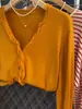 Impresionante Chaqueta Cardigan de Punto Naranja con Cuello en V, Estilo Perezoso Chic con Volantes, para Mujeres Menudas de Principios de Otoño
