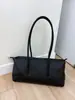 2026 Bolsa de Ombro Única em Couro Genuíno de Vaca Fosco Simples Versátil Bolsa de Axila Bolsa Feminina de Nicho Coreano Atacado Fábrica de Guangzhou