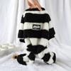Suéter para Cão de Estimação Transfronteiriço Outono e Inverno Nova Roupa Suéter Elástico Filhote Pet Listrado Preto e Branco Gato Quatro Patas