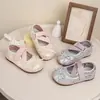 Lindos zapatos de cuero transpirables para mujer 2026, zapatos de princesa para niñas con diseño de lazo, zapatos de verano de suela blanda antideslizantes para primavera y otoño