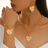 Joyería Transfronteriza Europea y Americana Collar con Colgante de Corazón Geométrico de Aleación Conjunto de Pendientes y Pulsera de Corazón de Forma Exagerada de Moda Personalidad