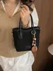 Bolso de hombro de moda transfronterizo para mujer, elegante diseño de bloques de color, bolso tote simple y versátil para el trabajo, retro y casual