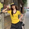 5219 # Camiseta de Manga Corta con Bloques de Color y Cuello en V Estilo Dulce Nuevo de Verano con Corte Ajustado y Almohadillas Fijas en el Pecho