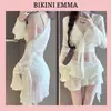 Traje de baño de cuatro piezas Hada coreana Nuevo traje de baño blanco Bikini para mujer Vacaciones Aguas termales Orilla del mar Versión de manga larga Verano No
