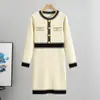 Vestido de tricô slim fit novo para primavera e outono transfronteiriço, para uso interno e externo feminino, comprimento médio, manga longa, saia base para quadril