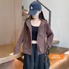 Abrigo de otoño, sudadera corta gris para mujer, nuevo modelo 2026, holgada, casual, adelgazante, con capucha, versátil para ir al trabajo