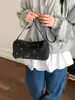 Bolso Cilíndrico de Moda Estilo Coreano con Tachuelas de Cinco Estrellas, Gran Capacidad, Nuevo 2026 Versátil Elegante Bolso Cruzado
