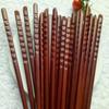 Fábrica de atacado de pauzinhos de madeira, pauzinhos de madeira artesanais japoneses, pauzinhos de madeira polidos criativos, podem ser personalizados