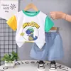 Roupa de Meninos para Comércio Exterior Verão Novo Estilo Ocidental Infantil Fresco Bonito Bebê Popular na Internet Moda Fones de Ouvido T-shirt de Manga Curta com Dinossauro
