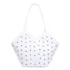 Bolso de Gran Capacidad para Mujer 2025 Nuevo Retro Indentación Bolso de Hombro Único Bolso de Axila Bolso Tote de Alta Calidad para Viajes Diarios