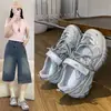 Tênis Dad Esportivo Retrô para Mulheres Verão 2026 Malha Respirável Oca Sandálias Casuais Fechadas com Solado Grosso Tendência