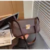 Nova Bolsa Pequena Quadrada de Ombro/Axila Casual Elegante Retrô de Grande Capacidade 2025
