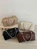 Bolso de mano de moda estilo coreano 2026 verano nuevo bolso tote pequeño de cadena con patrón de diamantes, bolso tipo almohada de un solo hombro cruzado de alta apariencia