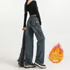 Jeans retro com bloco de cores transfronteiriço 2026 para mulheres, outono e inverno, com forro de fleece espesso, caimento justo, solto, cintura alta, fluidos, versáteis, calças compridas até o chão