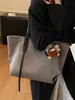 Bolso Retro de Gran Capacidad Transfronterizo para Otoño e Invierno 2025 Nuevo Bolso de Hombro Versátil para el Trabajo Bolso Tote Maillard