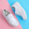 Em estoque outono e inverno sapatos de enfermeira versáteis com cadarço sola macia feminina respirável sola grossa antiderrapante moda confortável sapatos baixos femininos atacado