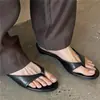 Chanclas de cuña informales para exteriores y playa, estilo coreano, sencillas, de dedo, nuevas, de moda 2026, para mujer, verano