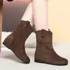 Botas de Moda para Mujer Otoño/Invierno Nuevas Puntera Redonda Moda Suela Suave Terciopelo Color Sólido Tacón de Cuña Estilo Retro Tendencia