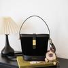 Bolsos de Nicho de Moda para Mujer para 2026, Nuevos Bolsos Cruzados Versátiles de Otoño e Invierno, Bolsos Cubo de Moda y Súper Populares