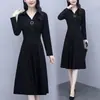 Vestido de color liso con cuello polo y manga larga de estilo temperamento elegante para mujer primavera otoño ropa de madre falda de línea A de longitud media ceñida a la cintura transfronterizo
