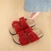 Chinelos peludos de design moderno com duas tiras para mulheres, novo estilo outono e inverno 2026, chinelos de algodão plataforma com sola grossa para aumentar a altura, tipo slip-on
