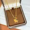 Collar de Unicornio de Lujo Ligero y Exquisito, Moderno y Versátil, Personalidad Sencilla de Nicho, Elegante y Moderno Collar de Unicornio Dorado