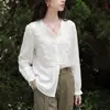 Nova Camisa Artística de Ráfia com Bordado Floral Tridimensional para Mulheres, Blusa Branca Retro Francesa, Moda Outono Feminina de Shenzhen Nanyou