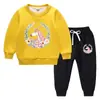 Conjunto de suéter infantil outono e inverno 2023 Estilo ocidental novo grande infantil de veludo acolchoado quente de inverno com mangas compridas